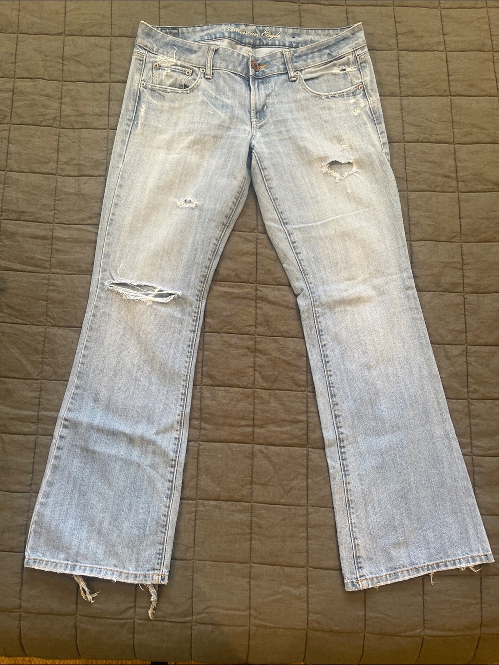 AEO Women’s Vintage Favorite Boyfriend Jeans Size 8 Regular